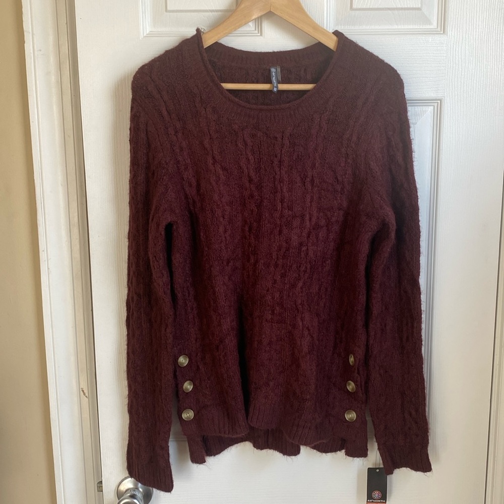 44 Degrees North new with tags high low hem cable knit sweater w/buttons size S